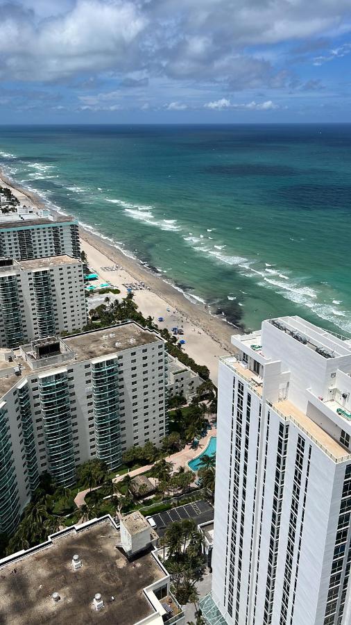 Lyfe Oceanview Resort Luxury 2 Bedroom Unit Hollywood Exterior photo